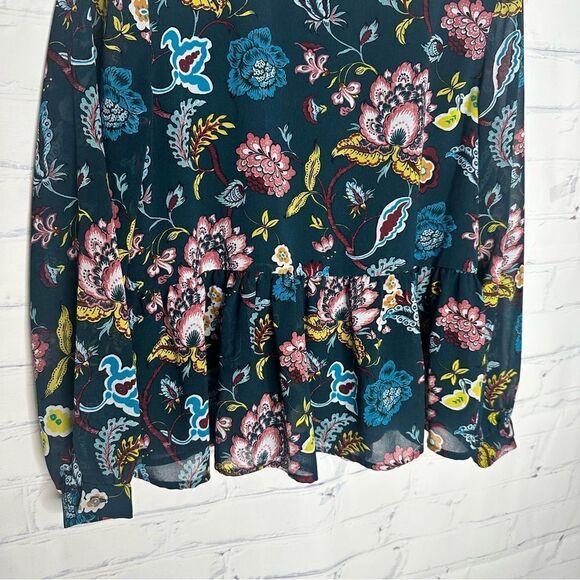 Loft small petite top‎ - Picture 3 of 5